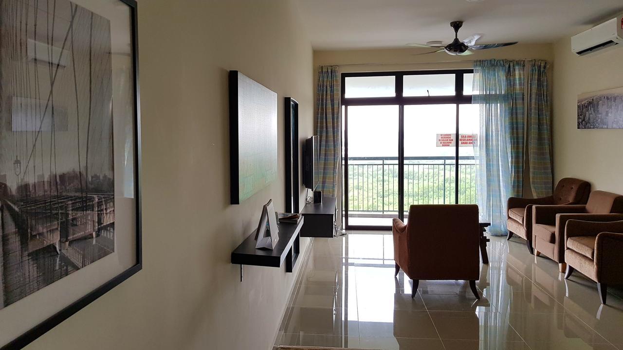 Pangsapuri Ayer8 *